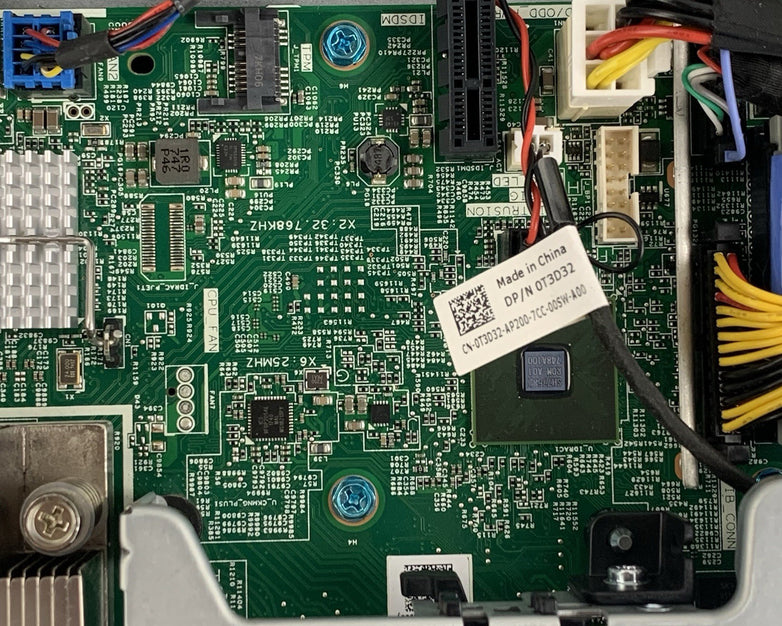 Dell PowerEdge R330 1x Xeon E3-1230v5 3.4 GHz 16 GB PERC H330 No OS No HDD