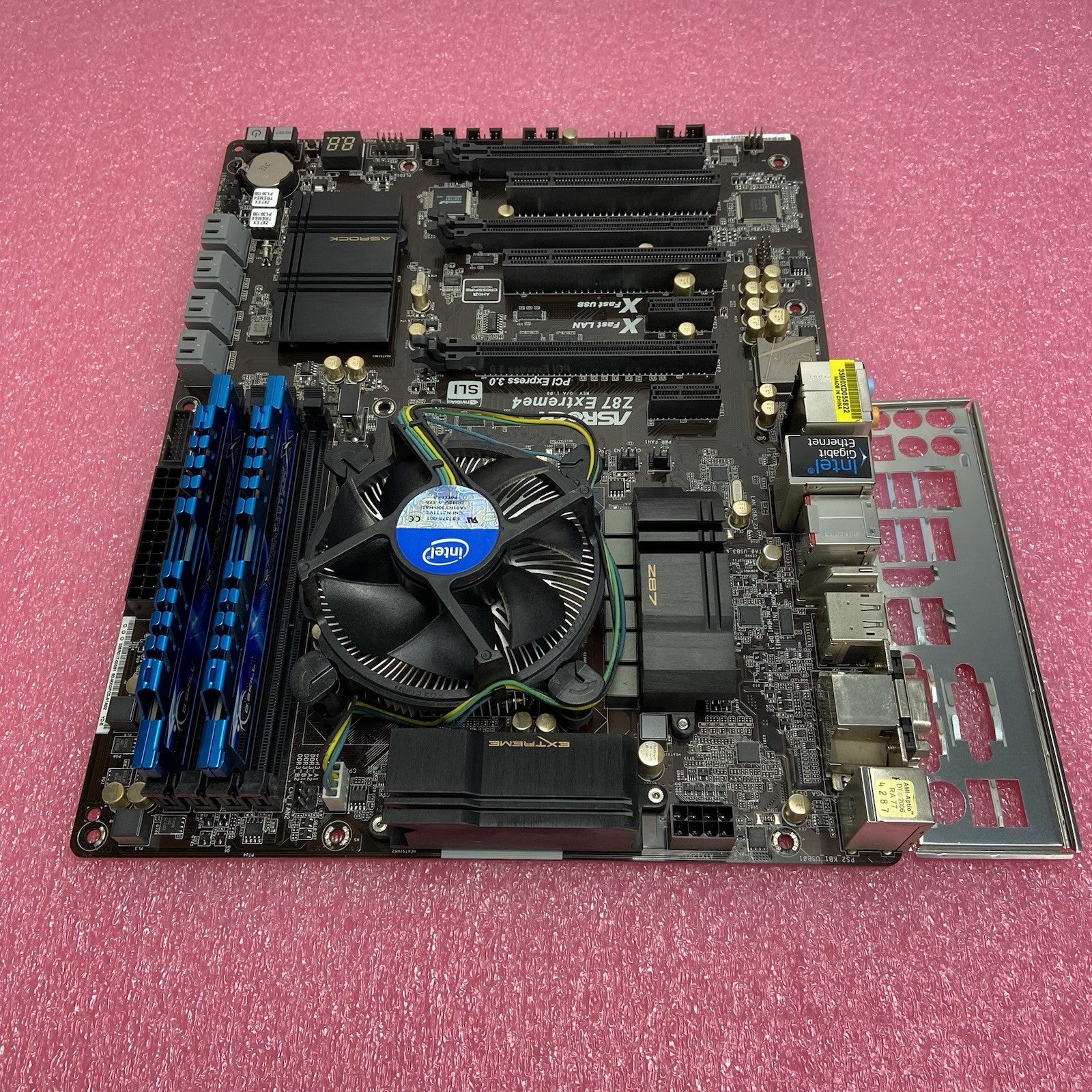 ASRock Z87 Extreme 4 Motherboard Intel Core i7-4770K 3.5GHz 8GB RAM w/IO Sheild3