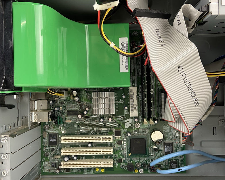 Dell Dimension 2350 MT Intel Pentium 4 2.4GHz 1GB RAM No HDD No OS