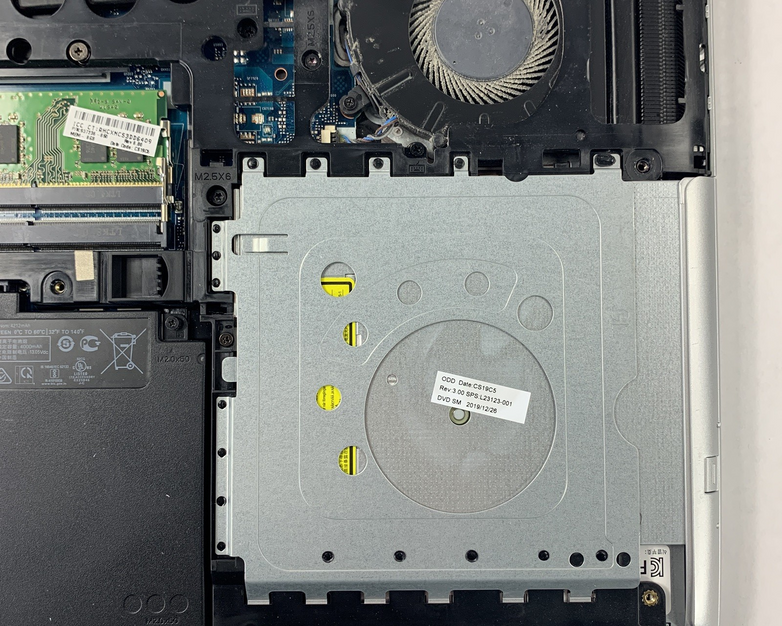 HP Elitebook 850 G3 15.6" i5-6200U 2.3 GHz 8 GB Ram No OS No HDD No AC No Batt