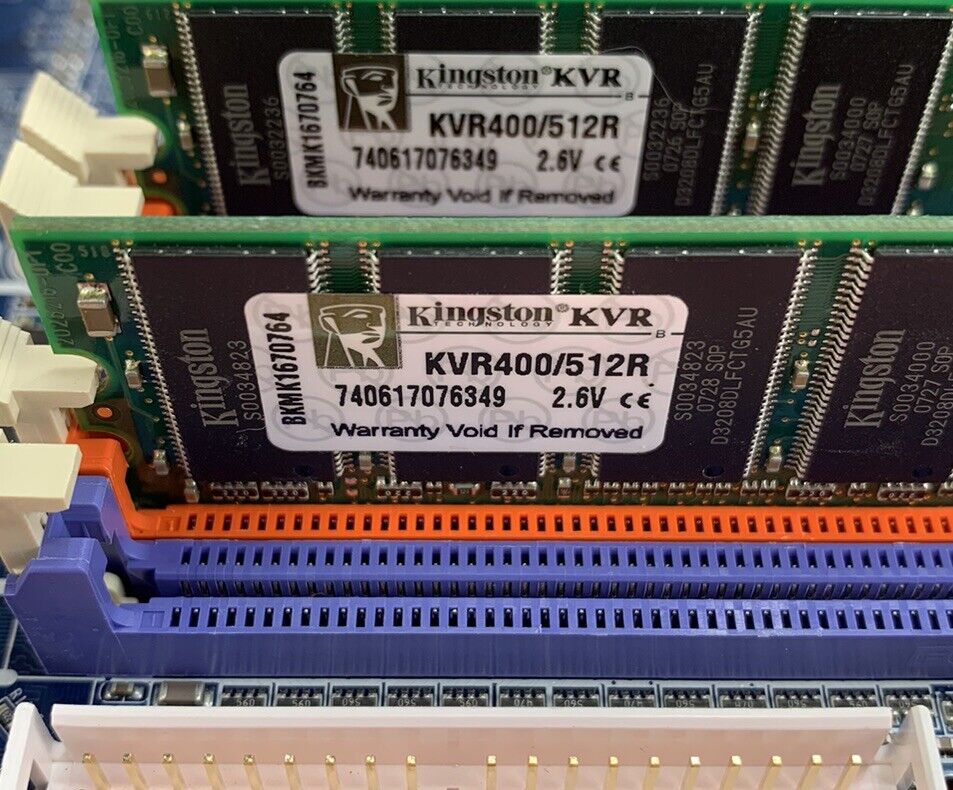 Gigabyte 81865GVMK-775 Motherboard Intel Pentium 4 3GHz 1GB RAM w/Shield