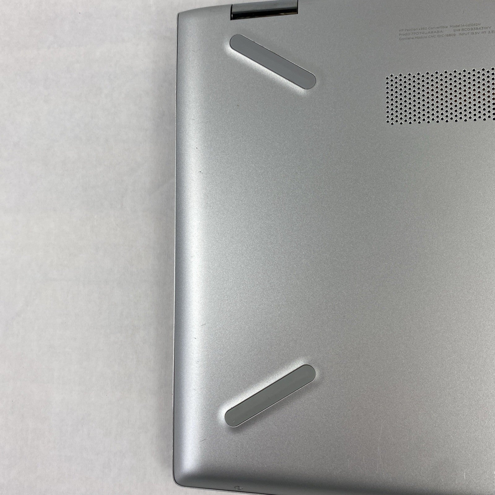 HP Pavilion x360 14-cd1042nr 14" Touch i5-8265U 1.60 GHz 8 GB RAM No HDD No OS