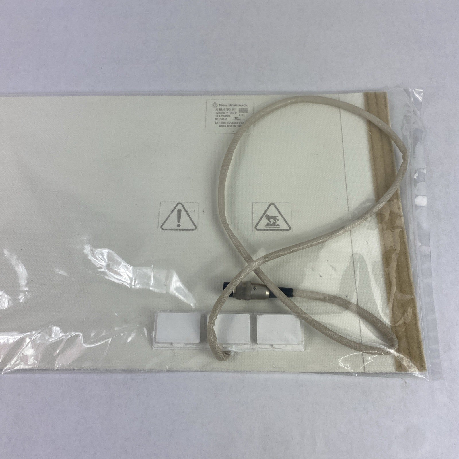 New Brunswick M1376-8013 Fermentation Heating Pad Blanket 27.5" x 11.5" For 14 L2