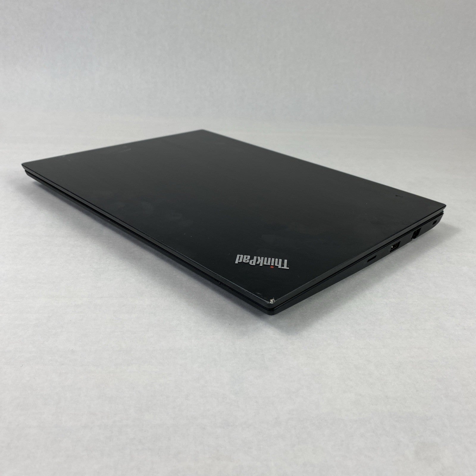 Lenovo ThinkPad E490 Core i5-8265U 1.6GHz 8GB RAM 14" No HDD No OS