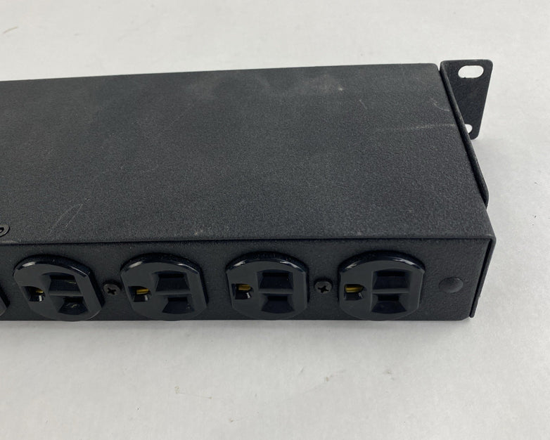 Geist SPC104-1020 10 Outlet 125VAC 20A Power Strip