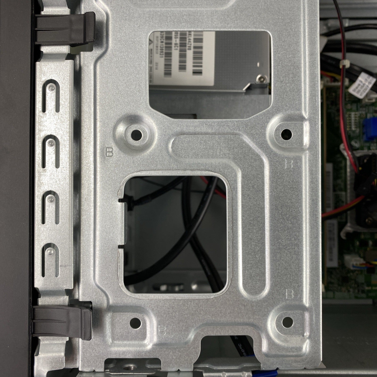 HP Pavilion 510-a010 MT AMD A8-7410 2.20GHz 8GB RAM No HDD No OS No Power Cord