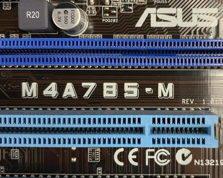 Asus M4A785-M Motherboard AMD Phenom 9550 2.2GHz 4GB RAM w/ Shield