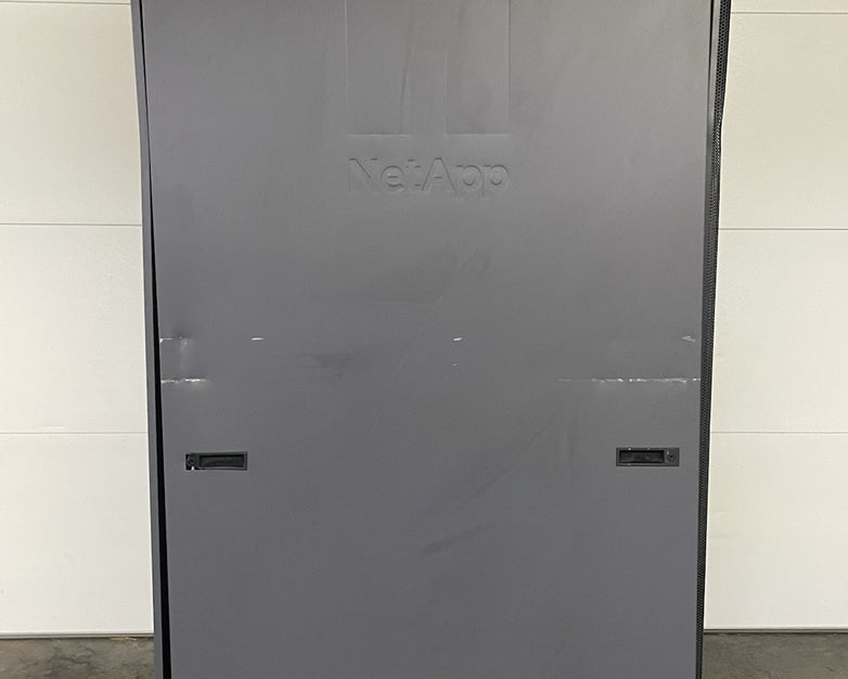 NETAPP NAC-0501 Server Rack Cabinet Unlocked With Keys