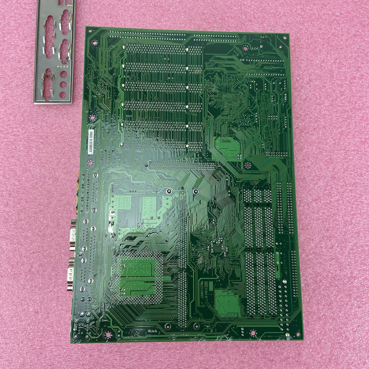 Tyan S1854 Motherboard Intel Pentium III/Xeon 528MHz 383MB RAM w/IO Shield7