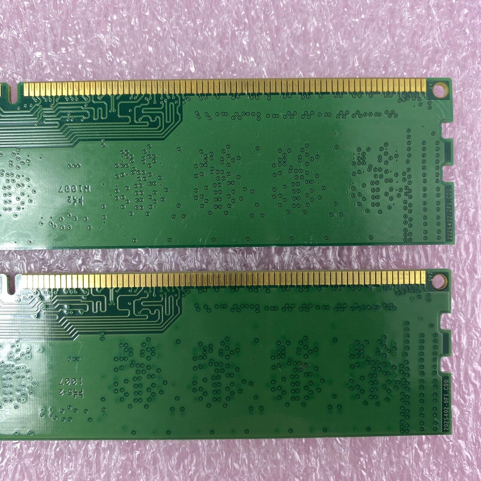 Lot( 2 ) 1GB Kingston KF680F-ELD DDR3 PC3-8500U 1066MHz 240Pin DIMM Desktop RAM