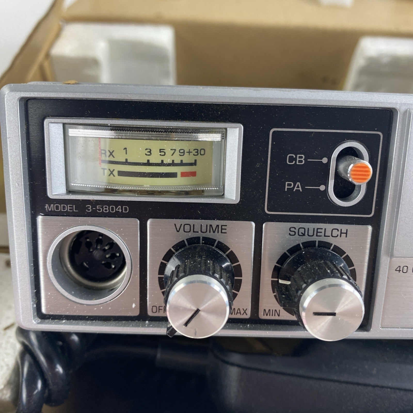 General Electric 3-5804 Mobile CB Transceiver Two Way radio7