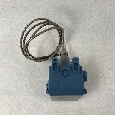 United Electric Controls F402-8BS 6S Temperature Control Unit 50-650F 15A 480VAC