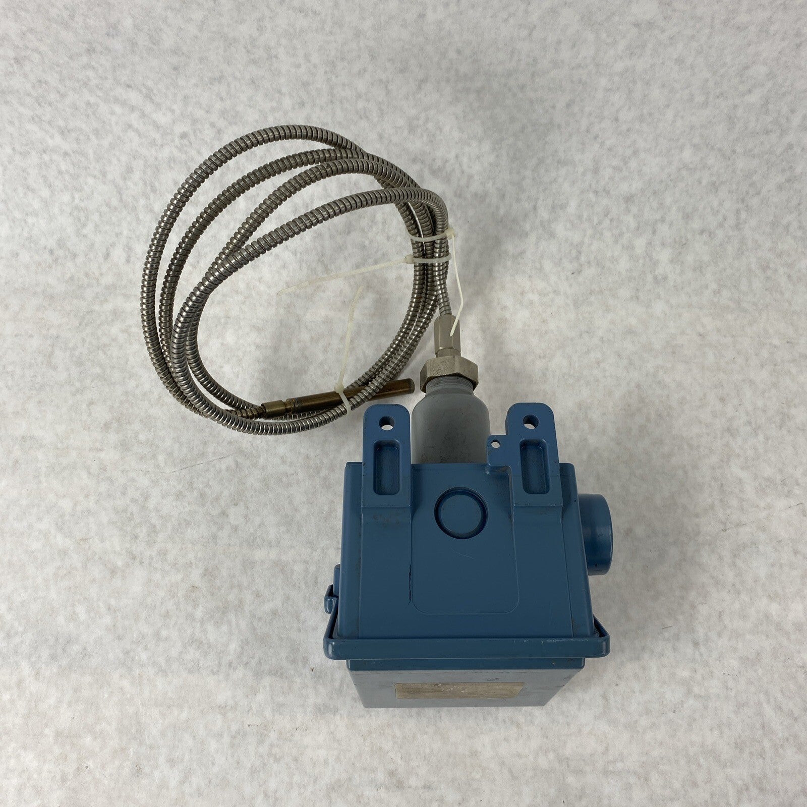 United Electric Controls F402-8BS 6S Temperature Control Unit 50-650F 15A 480VAC