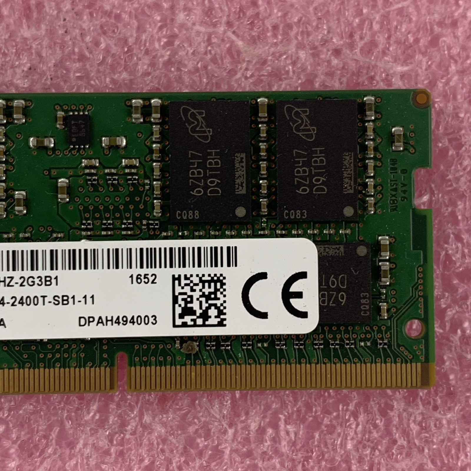 Micron MTA16ATF2G64HZ-2G3B1 16GB 1x16GB DDR4 260-Pin PC4-2400T Laptop Memory Ram3