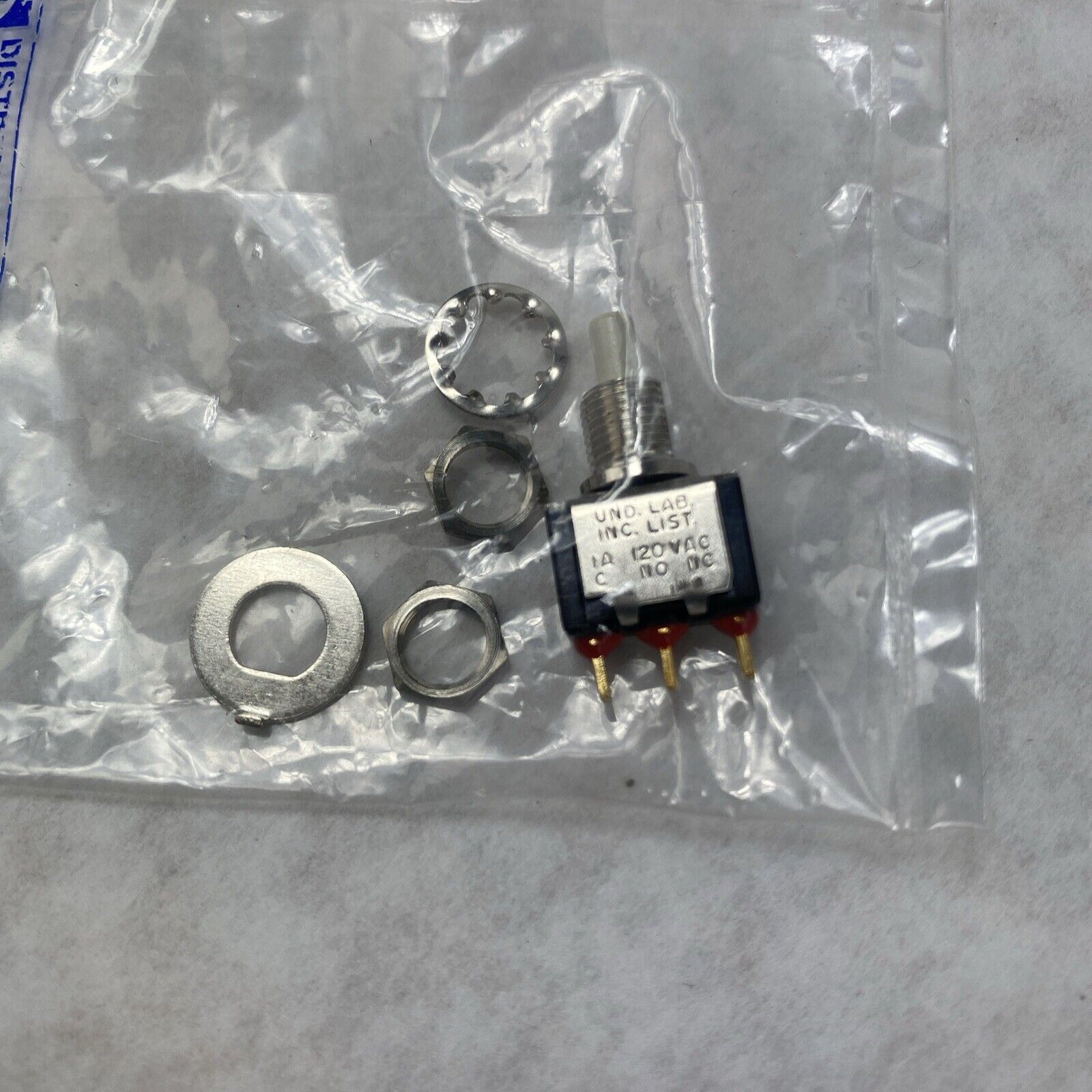 Lot( 8 ) Raytheon 120VAC 1A Toggle Click Press Switch USAmade