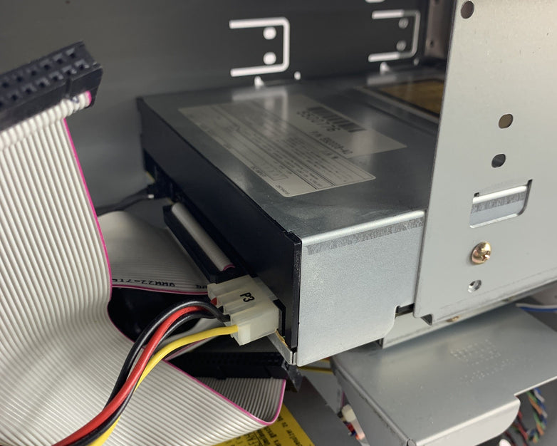 Gateway G6-350 Vintage Desktop Intel Pentium II 350 MHz 96 MB Ram No OS No HDD