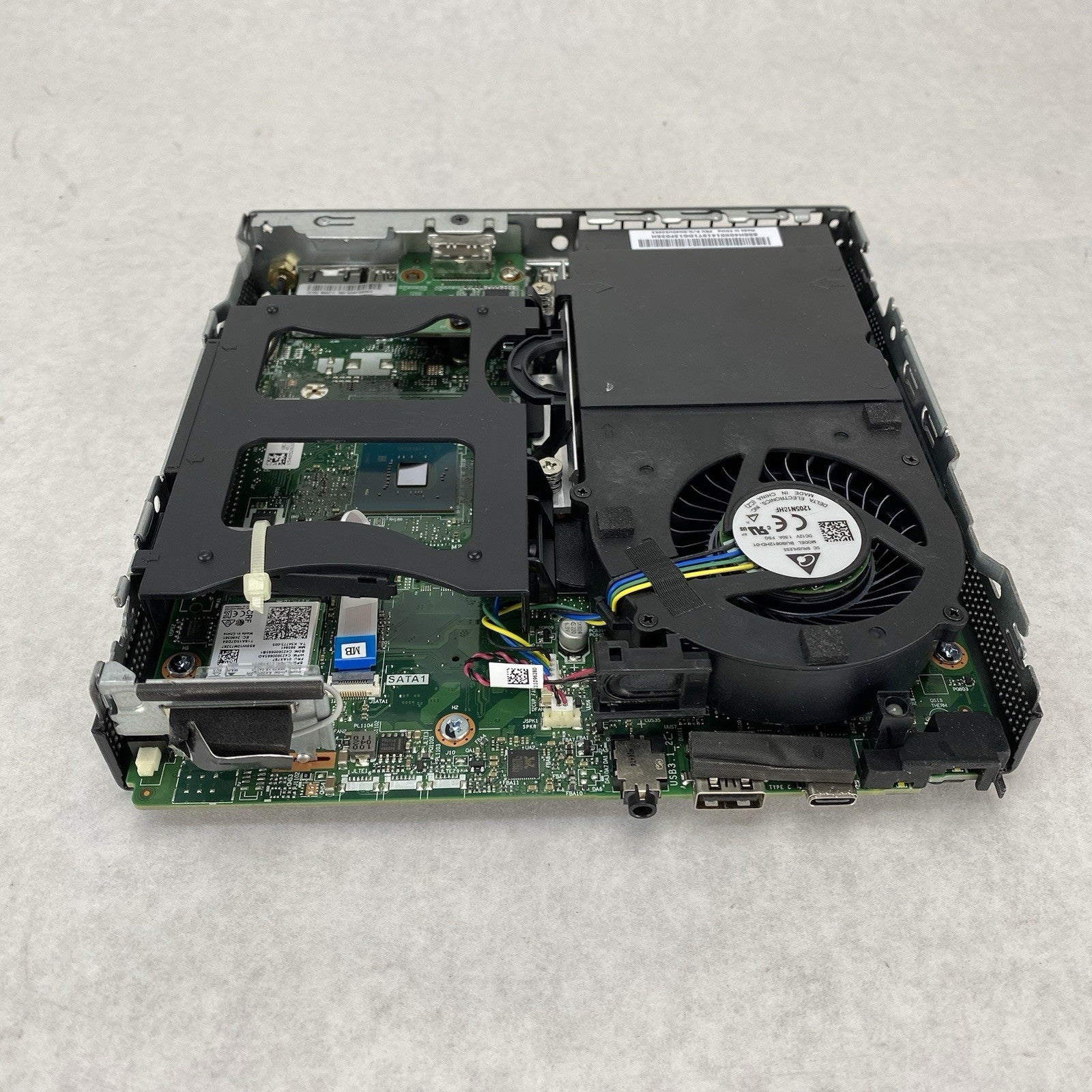 Lenovo ThinkCentre M70q Micro Intel Core i5-10500T 2.3GHz 16GB RAM No HDD/OS/AC