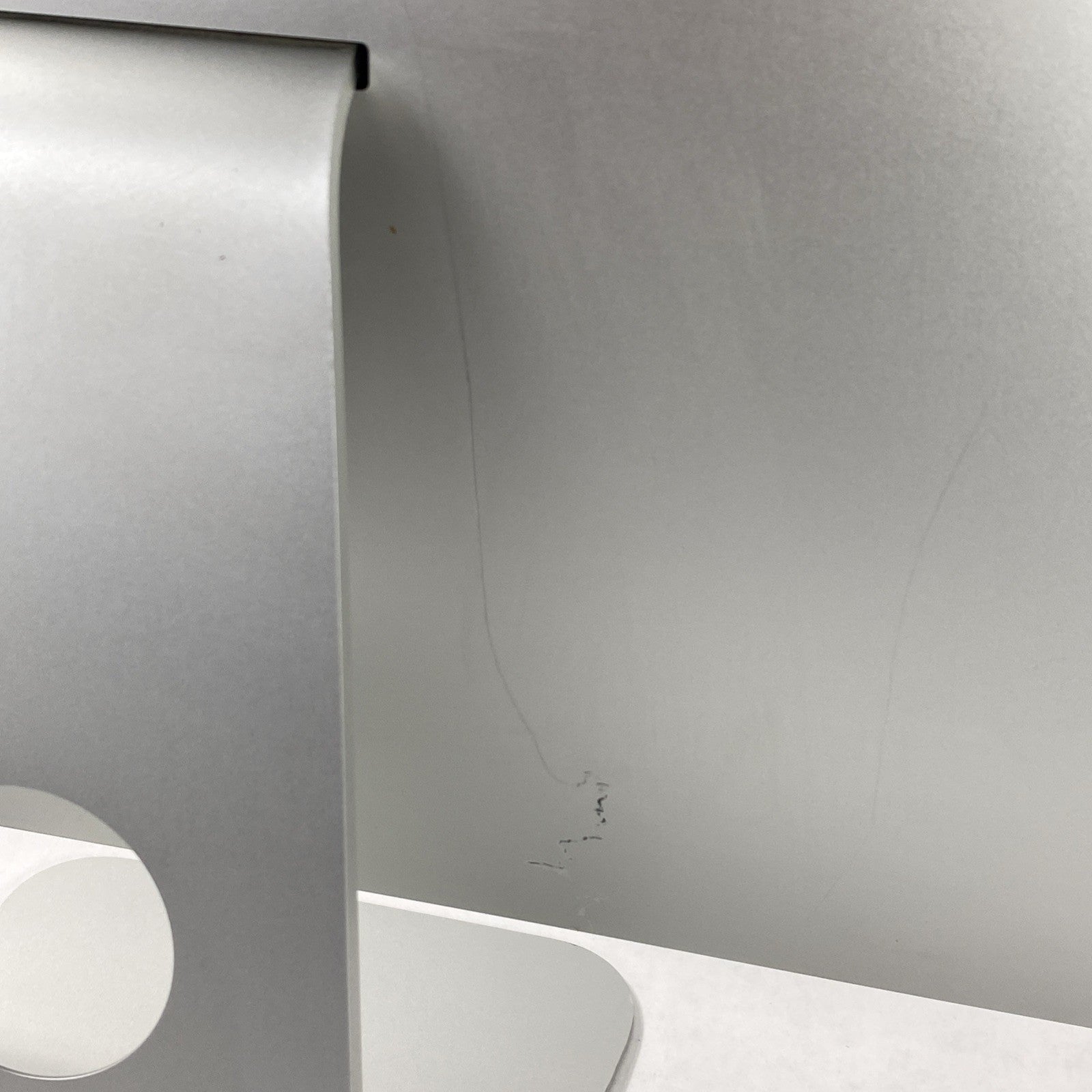 Apple A1418 iMac 21.5" 2014 1.4 GHz i5 8 GB RAM 500GB HDD macOS 11.7.1