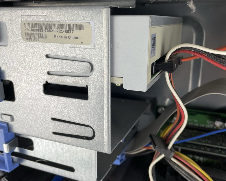 DELL Dimension Athlon E521 AMD 64 x2 3800+ GHz 2 GB RAM No HDD No OS