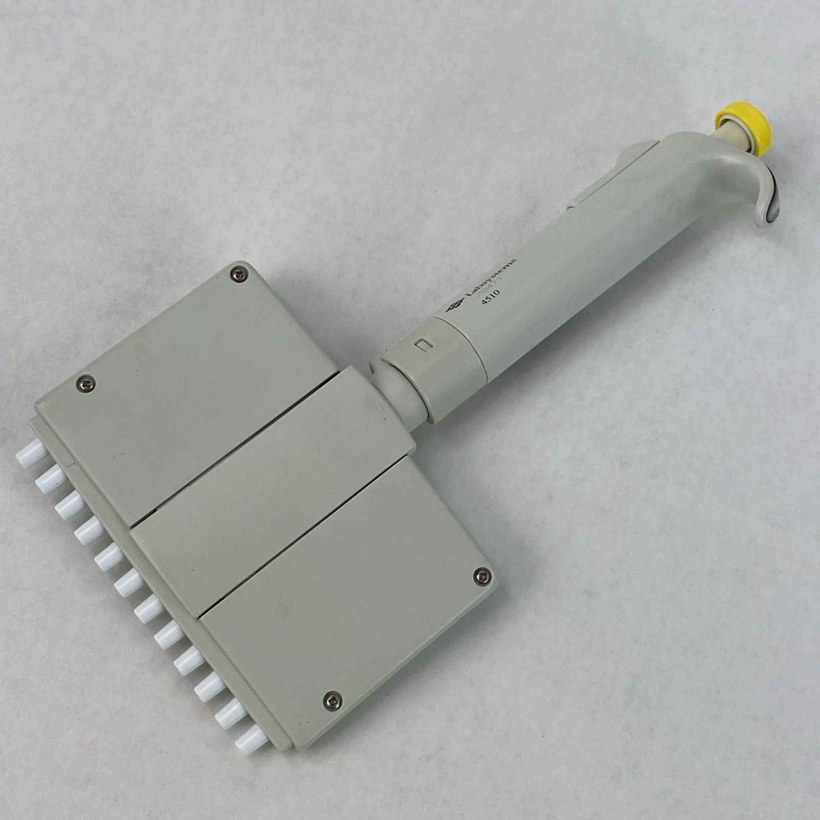 Labsystems Finnipipette 4510 50-300 µL 12 Channel Handheld Manual Pipette J504779