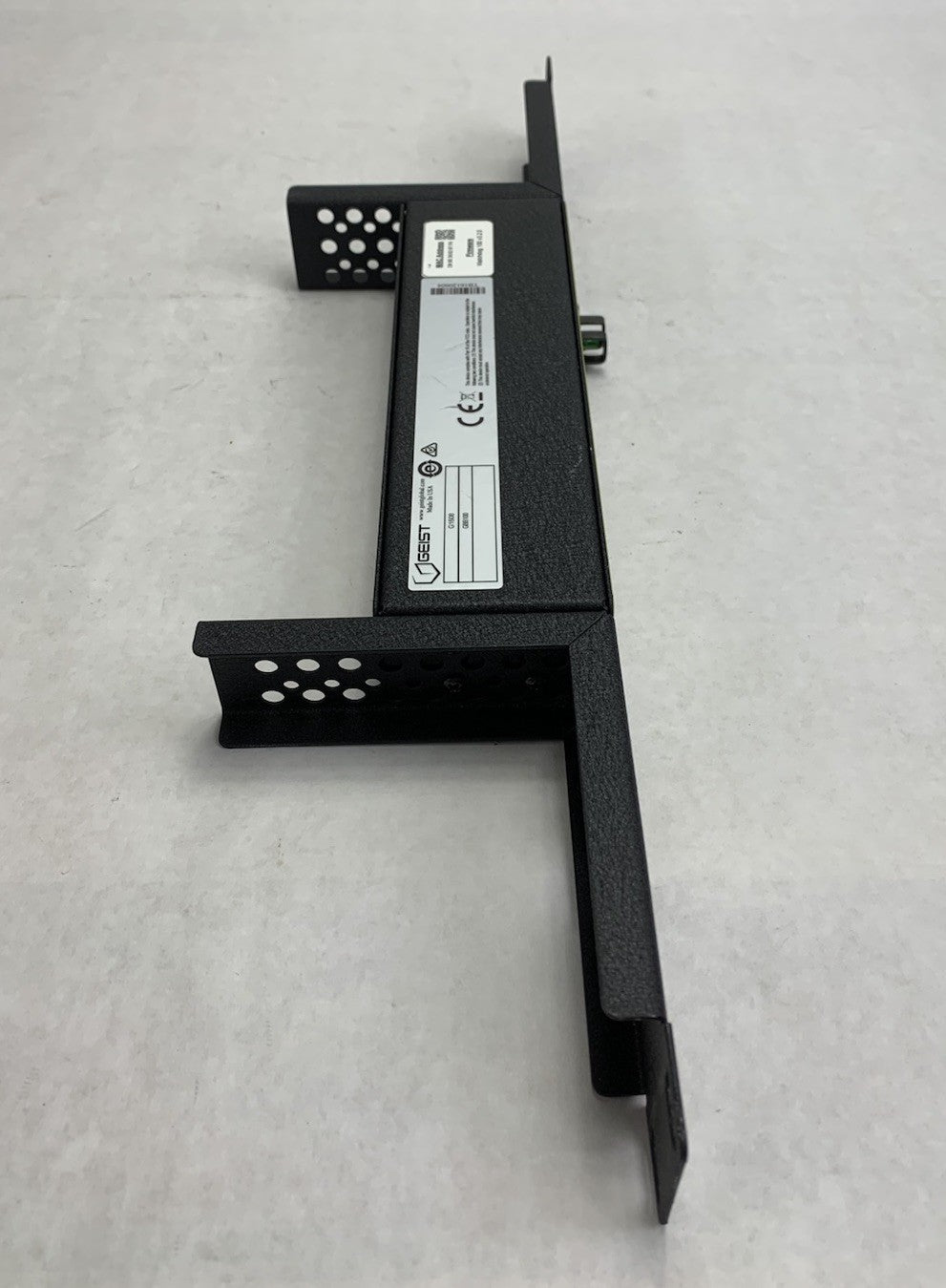 Geist Watchdog 100 Temperature/Humidity/Dew Point Sensor w/Rack Ears