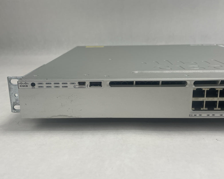 Cisco WS-C3850-24P-S V03 Switch 24-Port Gigabit PoE+ w/ 2x PSU Tested & Reset