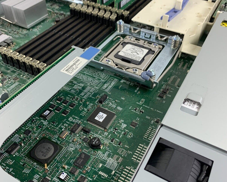 IBM System X3550 M2 Server Xeon E-5520 2.27 GHz 4 GB Ram No OS No HDD