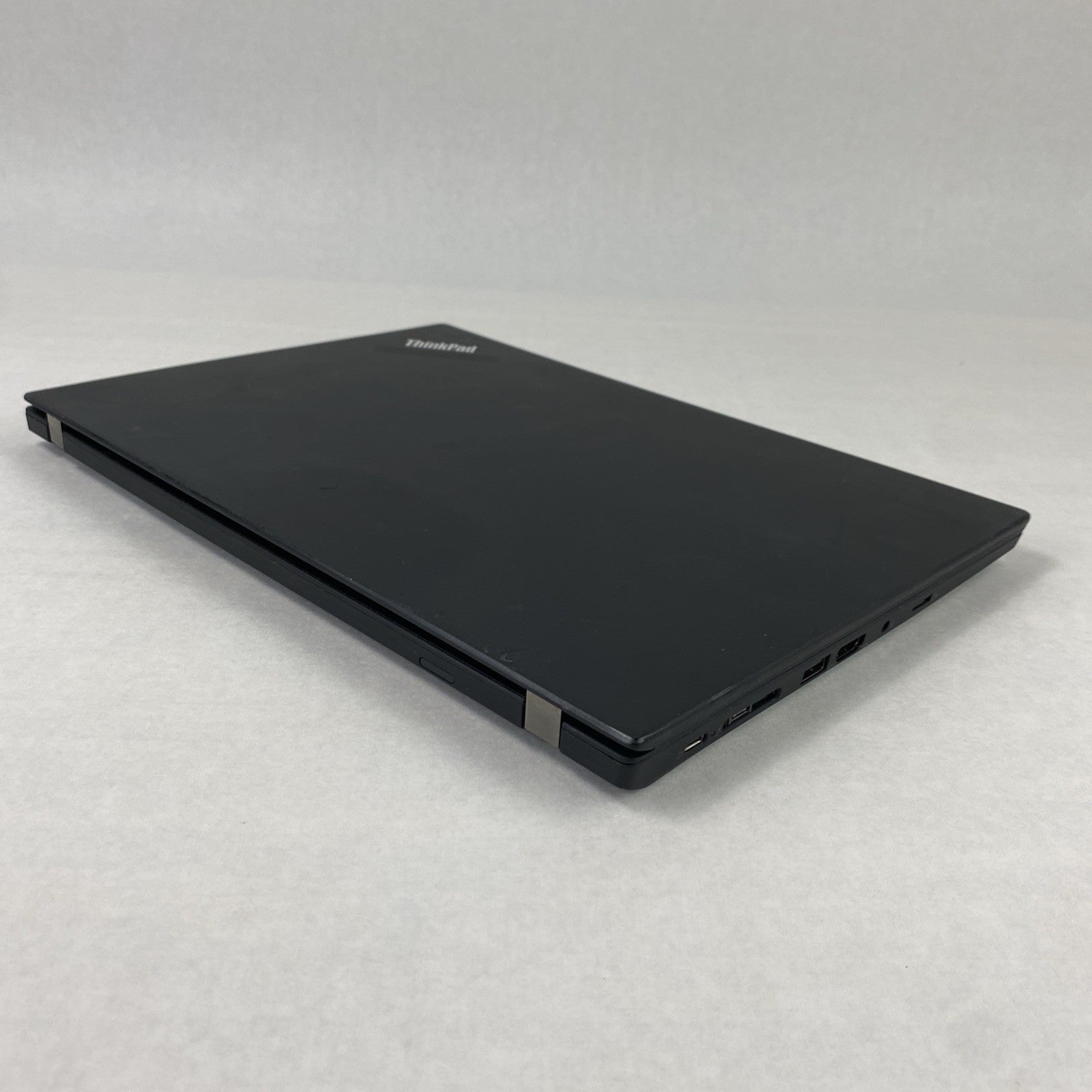 Lenovo ThinkPad T490 Core i5-8365U 1.60 GHz 8 GB RAM 14" No Battery No HDD No OS