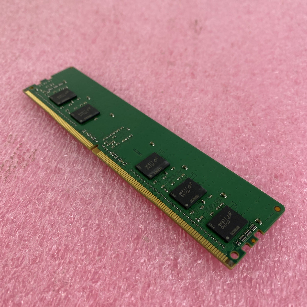 Micron 4GB DDR4 PC4-2400T Desktop Memory Ram MTA9ASF51272PZ-2G1II - Lot of 34