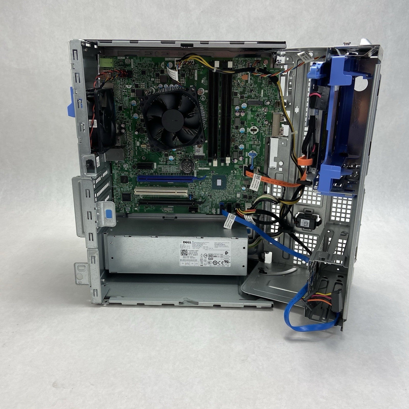 Dell Optiplex 7050 MT Intel Core i5-7500 3.4GHz No RAM\HDD\OS9
