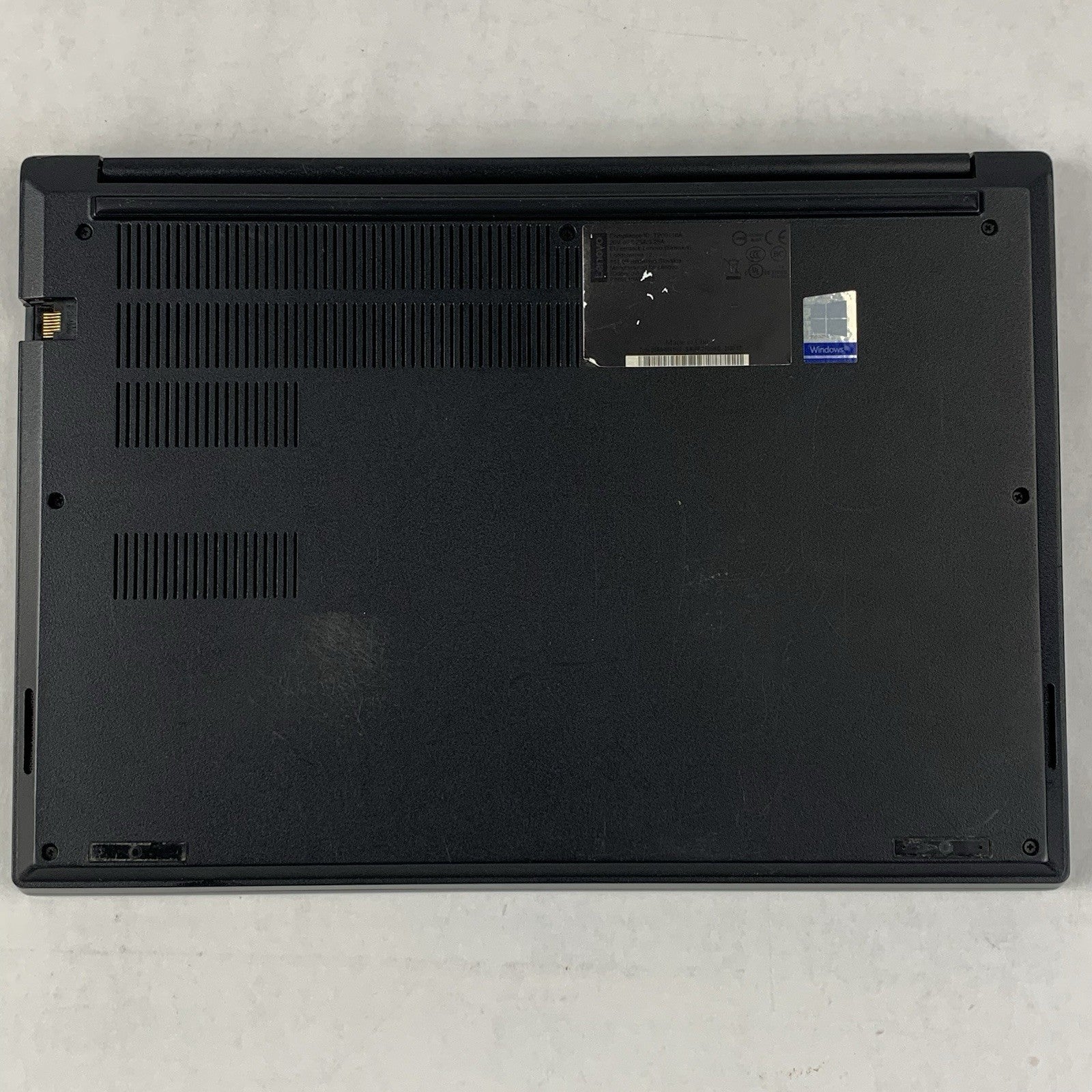 Lenovo ThinkPad E14 14" Gen 1 Laptop i5-10210U 1.6 GHz 8 GB RAM No OS/SSD/AC10