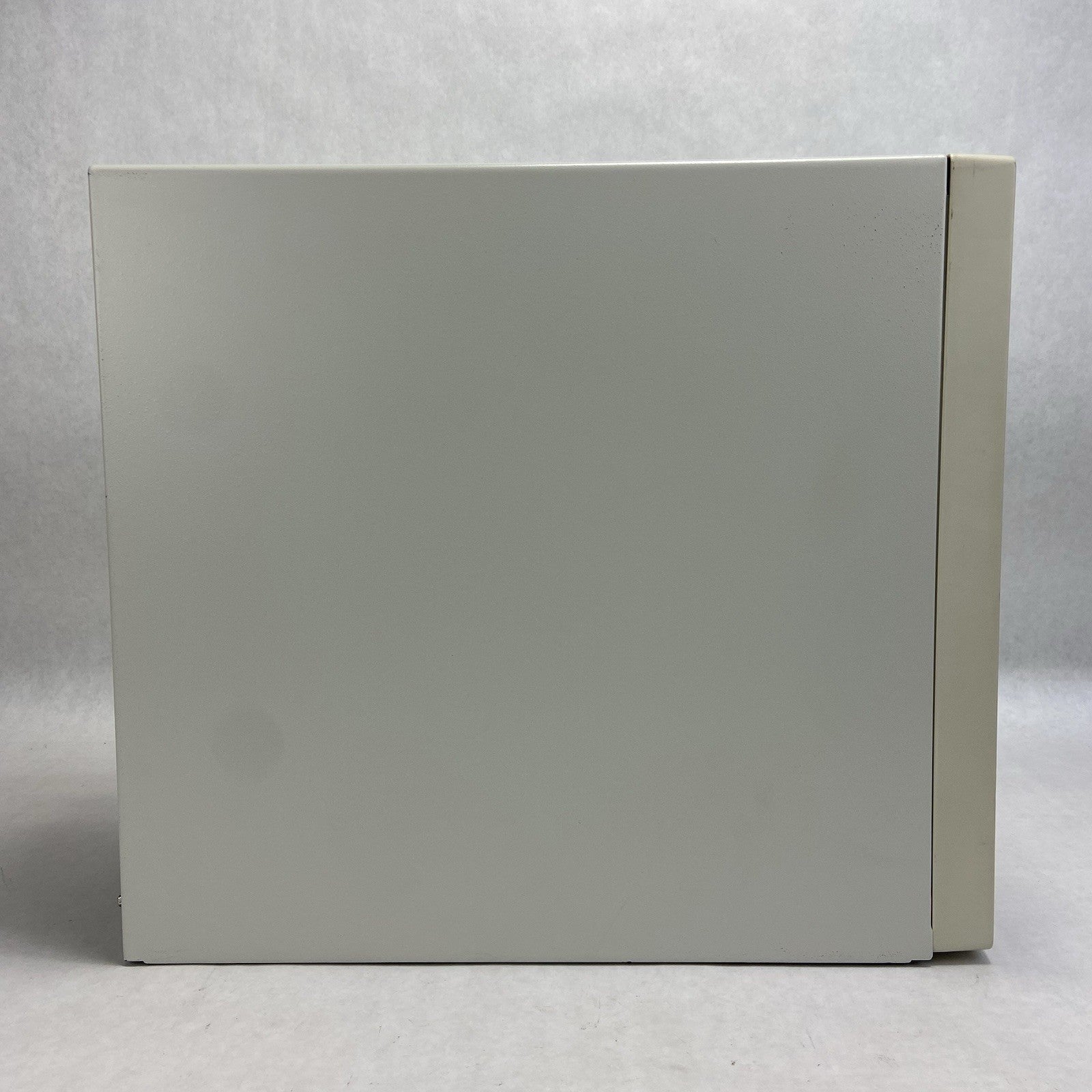 Vintage Beige AT Computer Case L&C Tech LC-250C Power Supply5