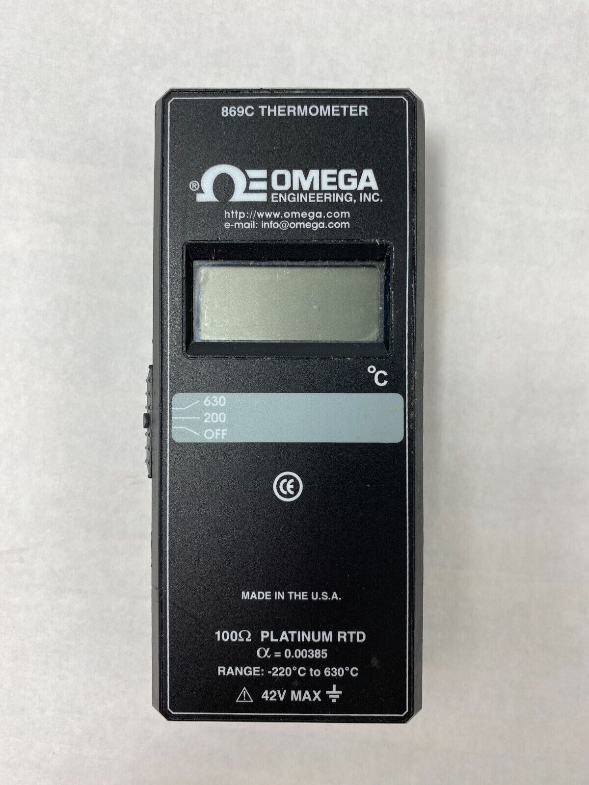 Omega Engineering 869C Handheld RTD Thermometer