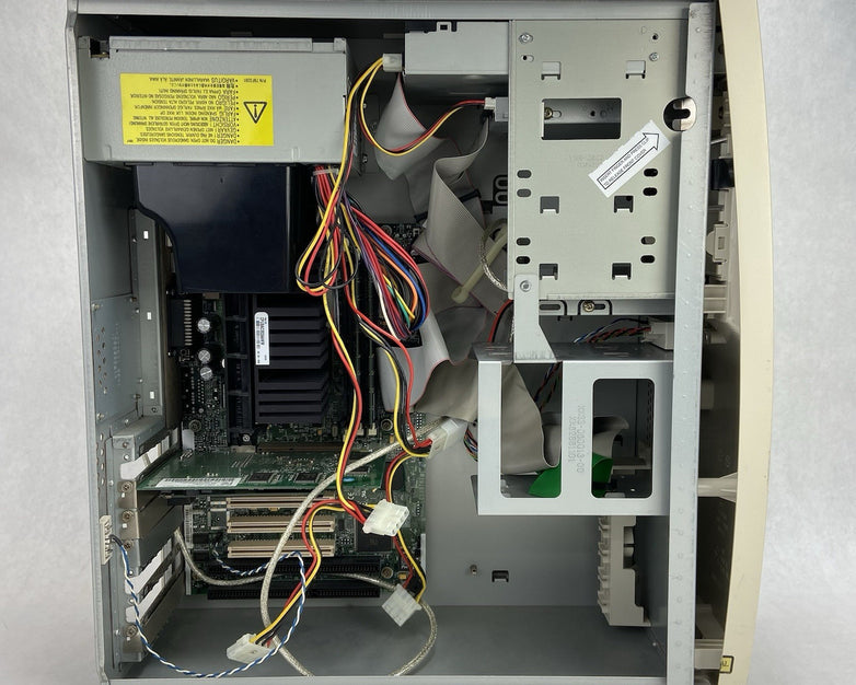 Gateway 2000 E3110 MT Intel Pentium II 266MHz 512MB RAM No HDD No OS GB0010