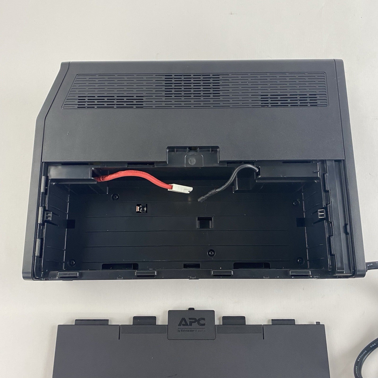 APC BR1500MS Back-UPS Pro 1500S No Batteries Tested7