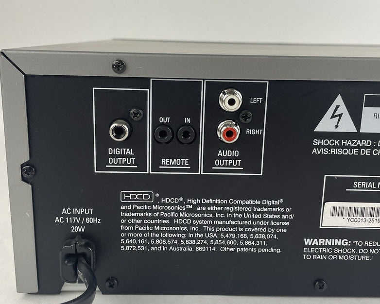 Harman/Kardon FL8385 5-Disc CD Changer For Parts