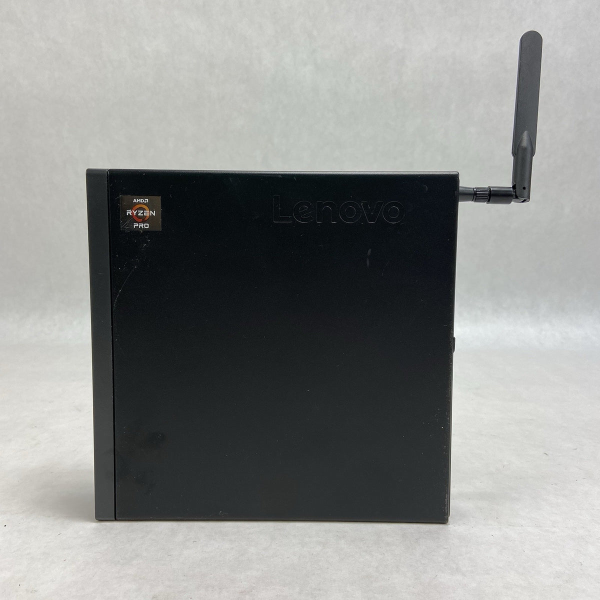 Lenovo ThinkCentre M75Q-1 MFF AMD Ryzen 5 Pro 3400GE 3.3GHz 8GB RAM No AC/HDD/OS6