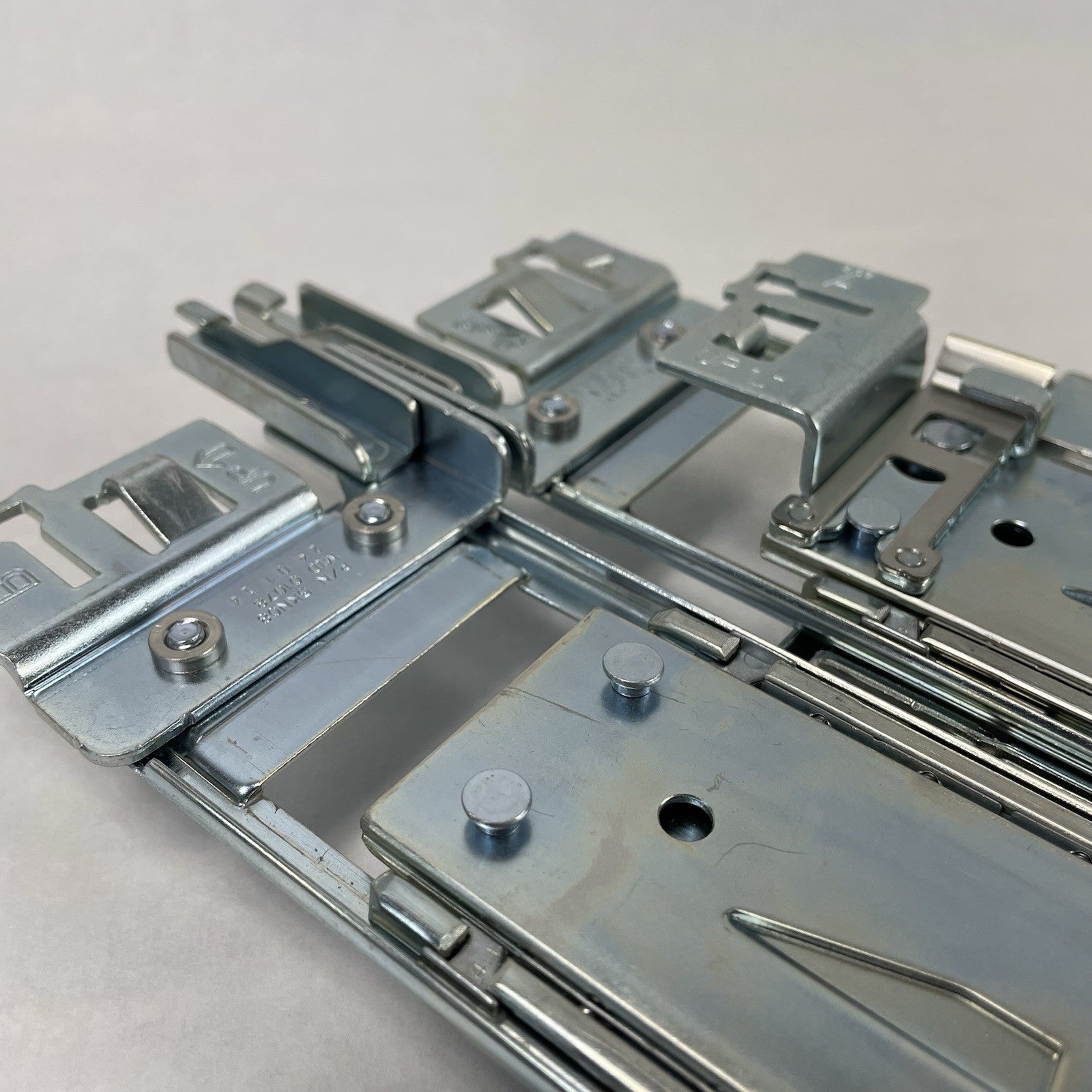 CIS 140217 Server Sliding Rail Set