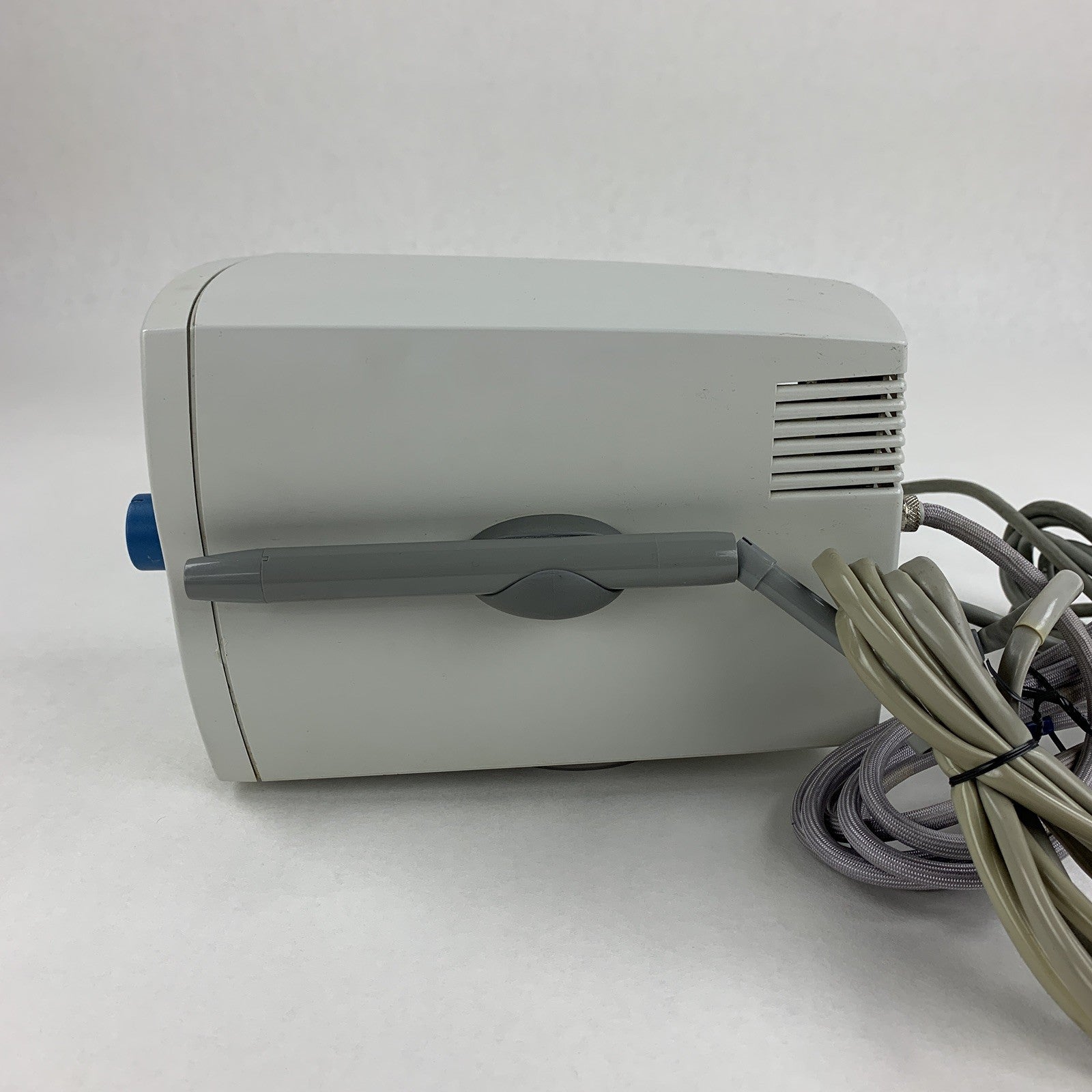 Whaledent BioSonic US100 Ultrasonic Scaler Powers On