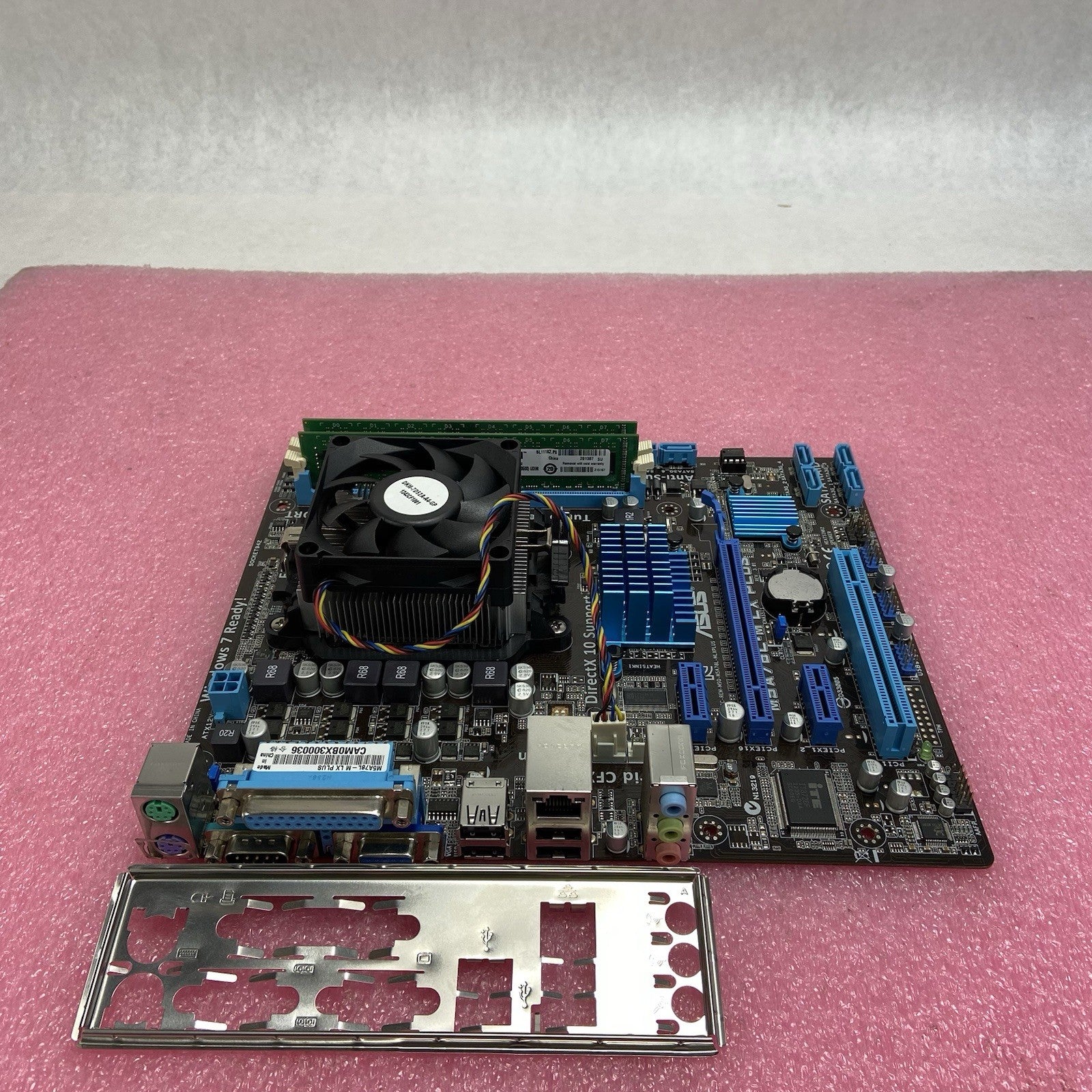 ASUS M5A78L-M Motherboard AMD Athlon 2 x2 270 3.4GHz 8GB RAM w/IO Shield4