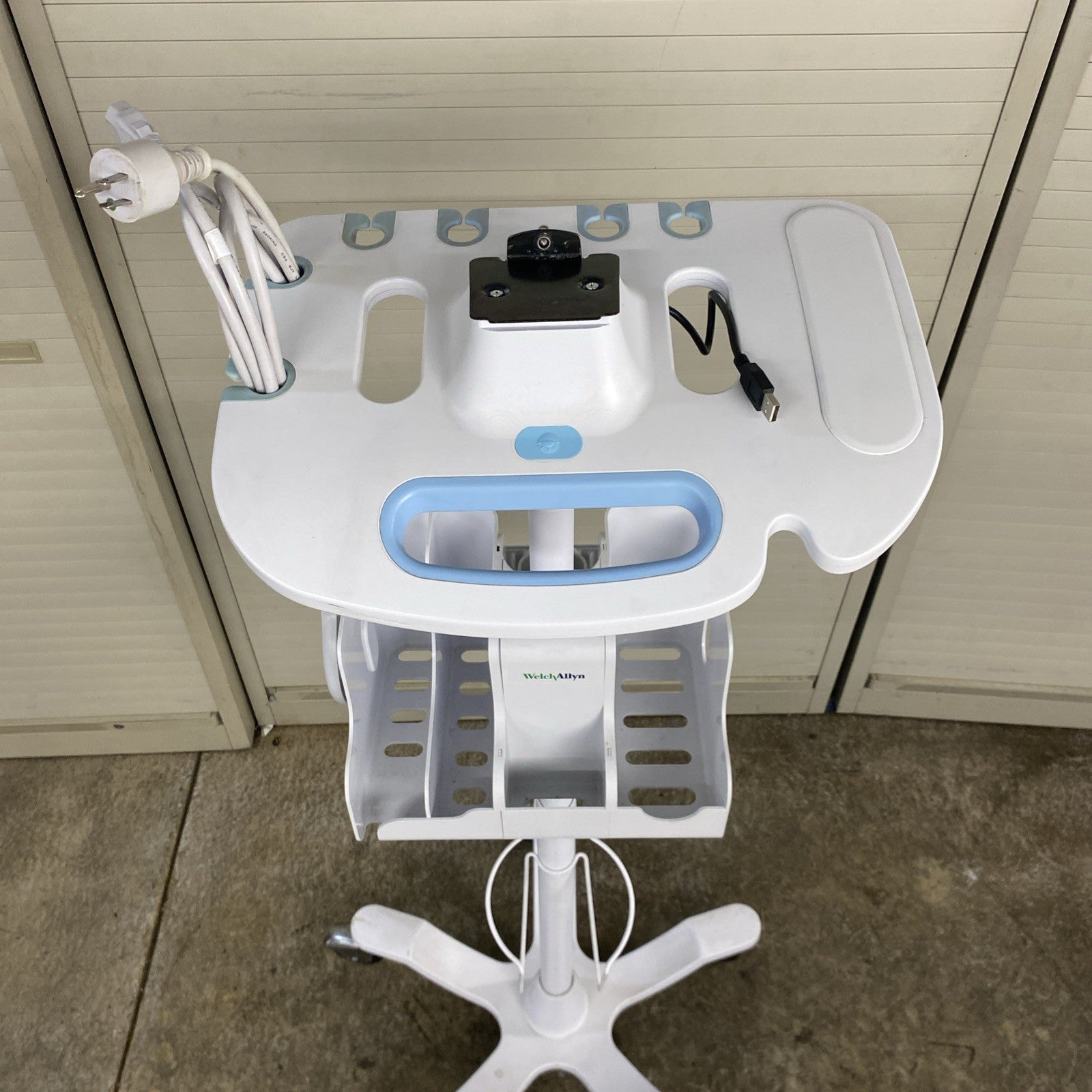Welch Allyn 4800-60 Mobile Stand Rolling Cart for Vital Signs Monitor 6000Series2