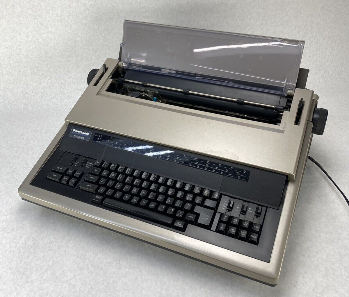 Panasonic KX-E7000 Electric Typewriter Tested