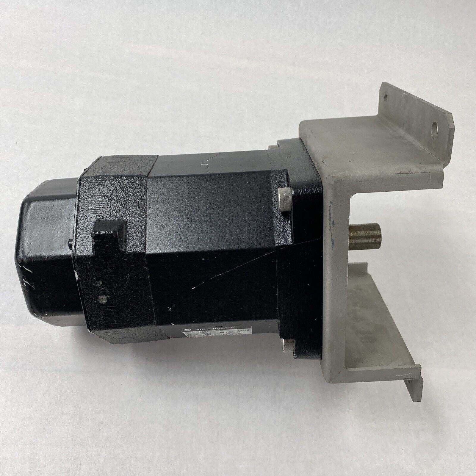 Allen Bradley F-4030-Q-H00AA Series A AC Servo Motor 193488