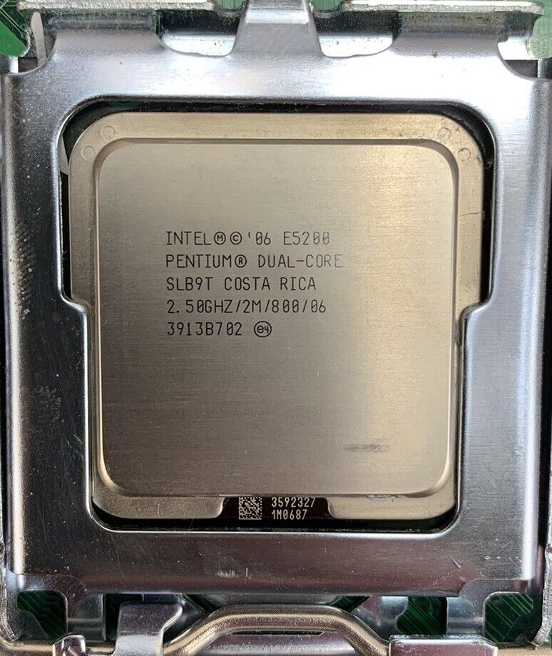 Dell 0U880P Motherboard Intel Pentium E5200 2.50GHz 4GB RAM w/ Shield