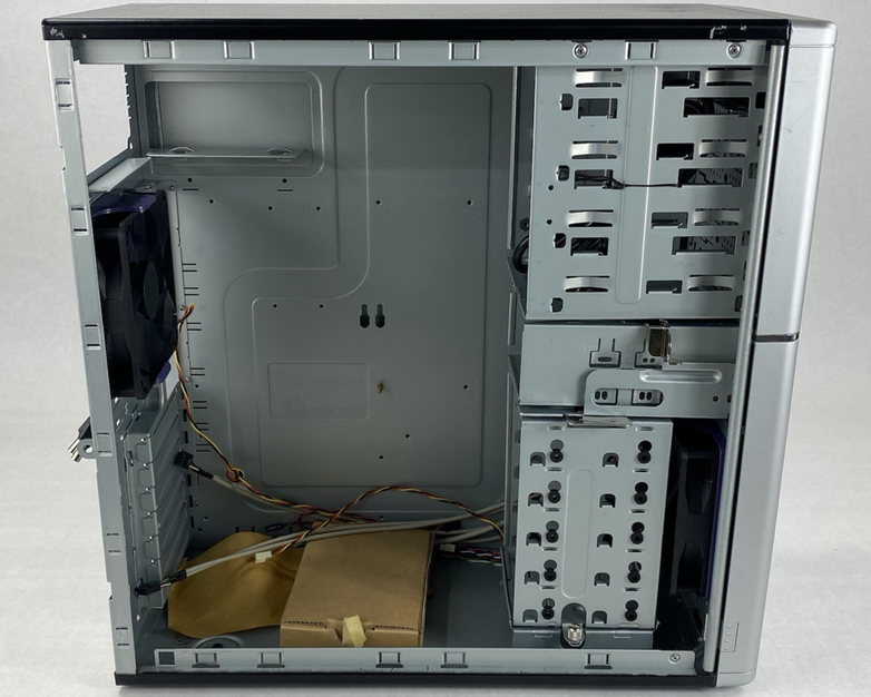 ASUS Ascot 6AR6-F Mid ATX Computer Case No Power Supply