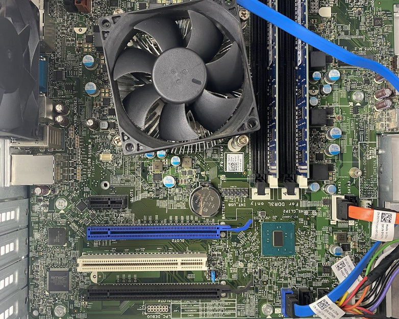 Dell OptiPlex 5040 DT Intel Core i7-6700 3.4GHz 8GB RAM No HDD No OS