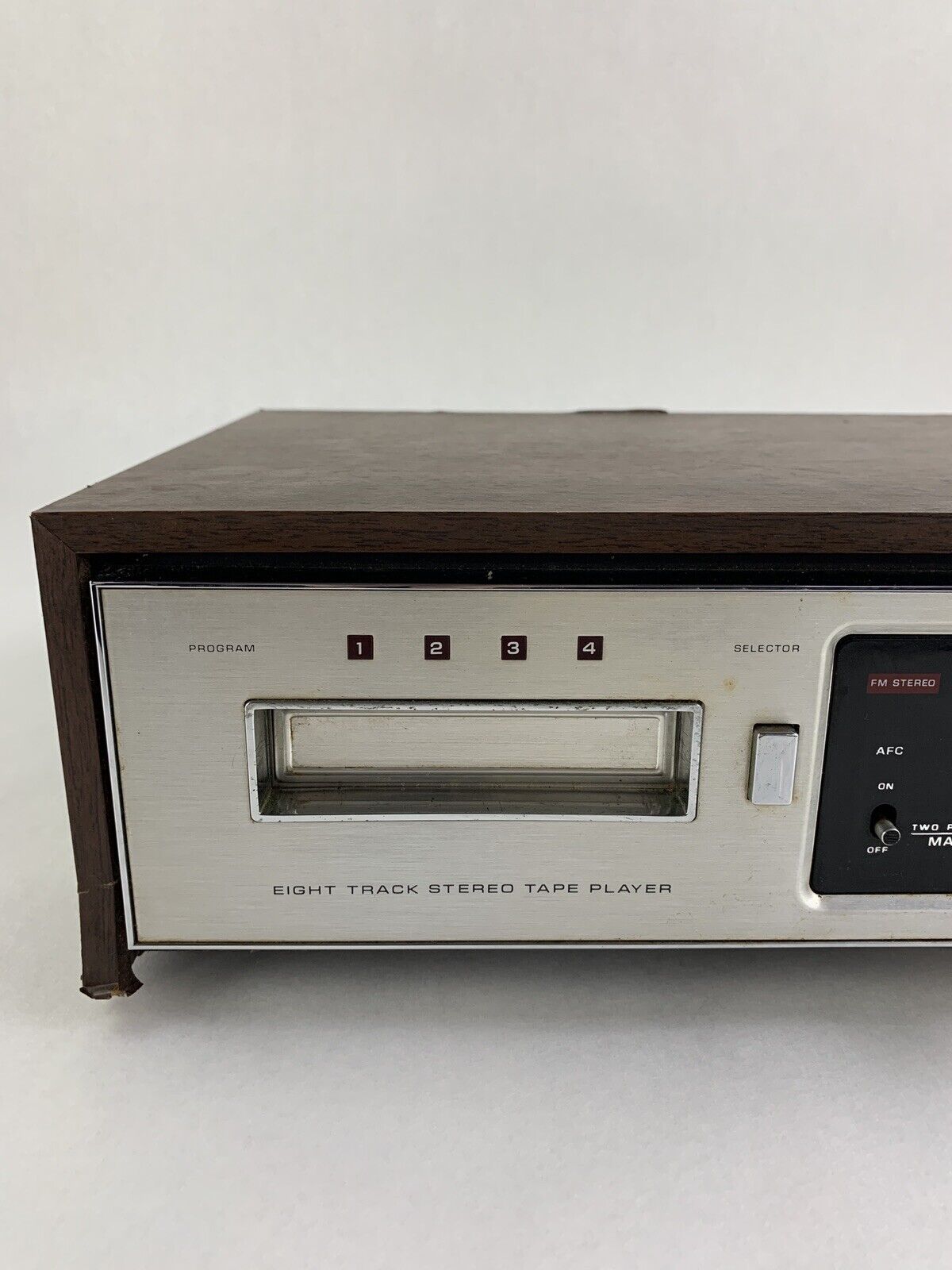 Zenith F680W Stereo 8 Eight Track Player Digilite Receiver For Parts and Repair