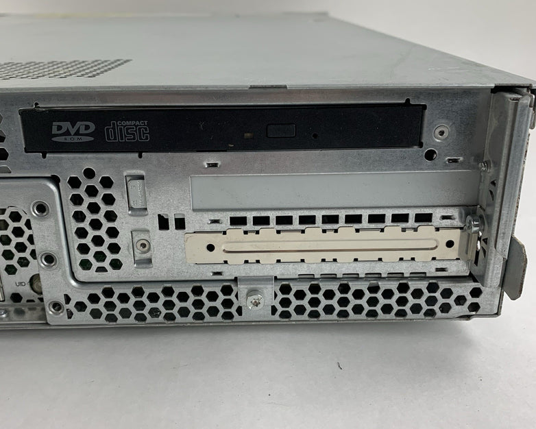 HP StorageWorks P4500 G2 Server 1x Xeon E5520 2.26GHz 4GB RAM No HDD/OS