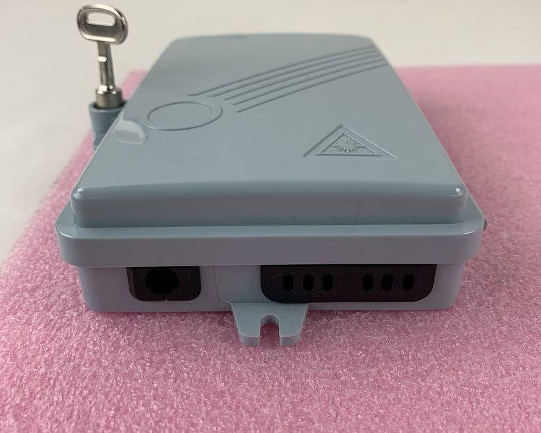 Bud Industries FBR-11606 Fiber-Optic Distribution Box 7"x4"
