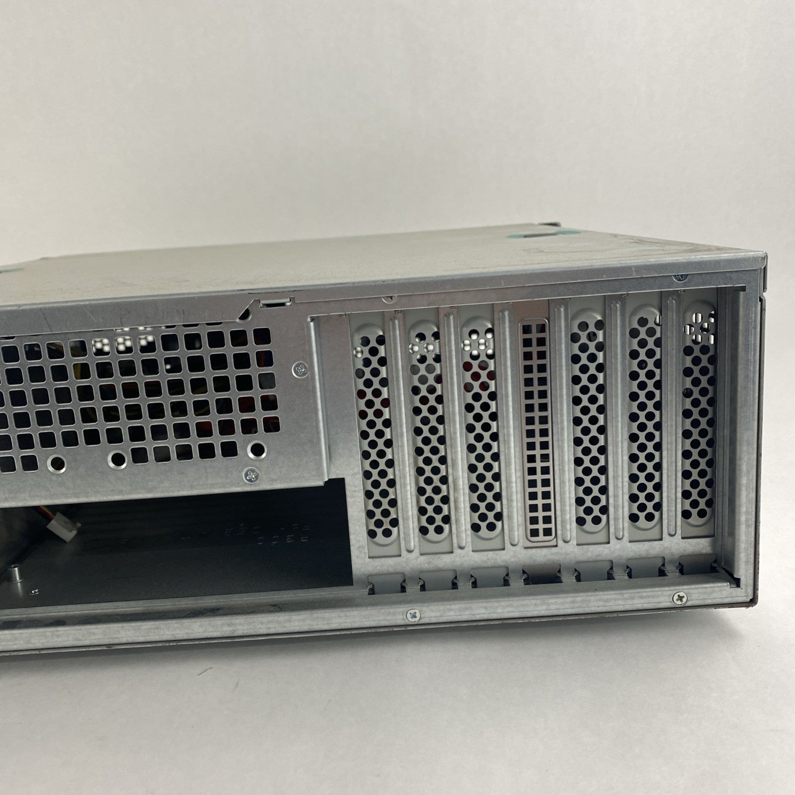 Unbranded 4U ATX Bare Bones Computer Chassis With Emacs P2H-5500V Power Supply6